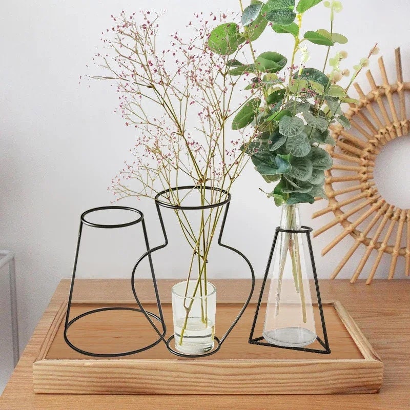 Retro Iron Line Flowers Vase Metal Plant Holder Modern Solid Decor Nordic Outline Silhouette Style Glass not included